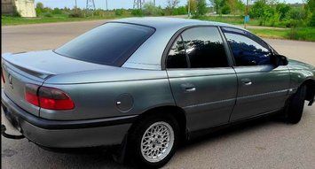 Дефлекторы окон авто Opel Omega B Sd 1994-2003 VL Tuning накладные, козырьки для боковых окон для Опель 123115 фото