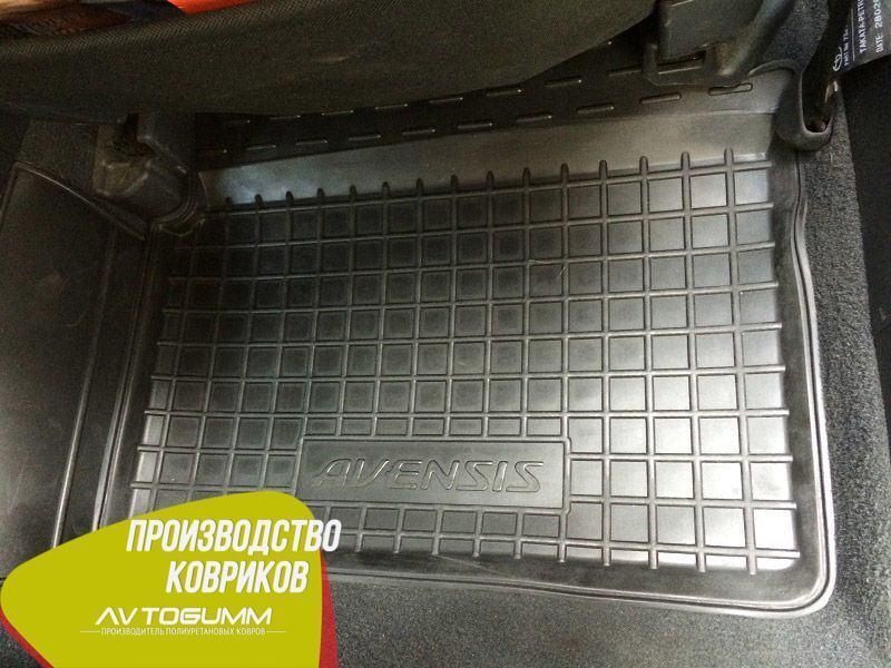 Комплект резиновых ковриков в салон автомобиля Toyota Avensis 2003-2009 Автогум (Avto-Gumm) с бортиками 11329 фото