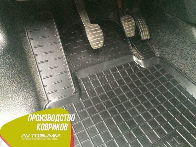 Автоковрики резиновые с бортиками в салон Renault Kangoo 2 2008- Автогум (Avto-Gumm) защитные 11269 фото