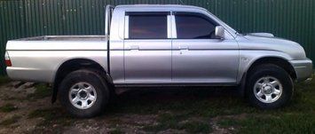 Дефлекторы окон Mitsubishi L200 III 1996-2006 VL Tuning 123238 фото
