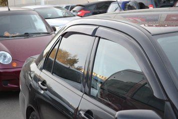Дефлекторы окон Mitsubishi Lancer Sd 2003-2006 VL Tuning 123239 фото