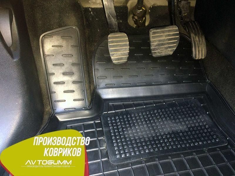 Автоковрики резиновые с бортиками, комплект в салон Renault Megane 3 2009- Автогум (Avto-Gumm) защитные 11276 фото