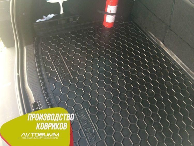 Килимок у багажник Renault Megane 3 2009 &mdash; Universal Автогум (Avto-Gumm) 11723 фото